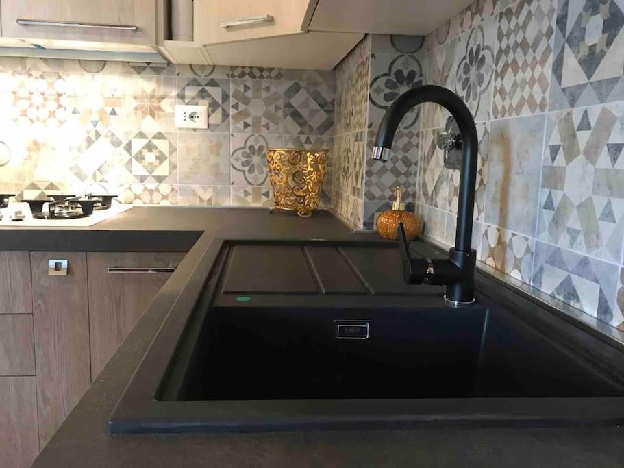 Apartment With Private Parking - Roma Est. Lunghezza Esterno foto